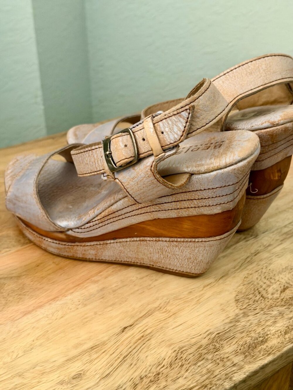 Bed Stu Silver Lux Metallic Leather Platform Wedge Sandals 7.5 - Picture 11 of 16